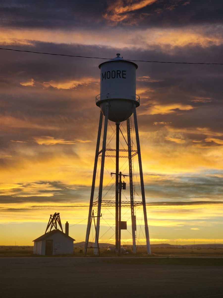 Moore Water Tower